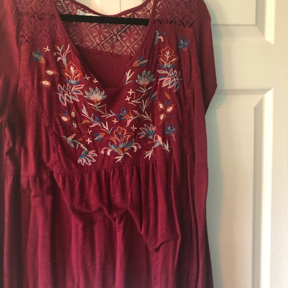 Maurices size 2 short sleeve top